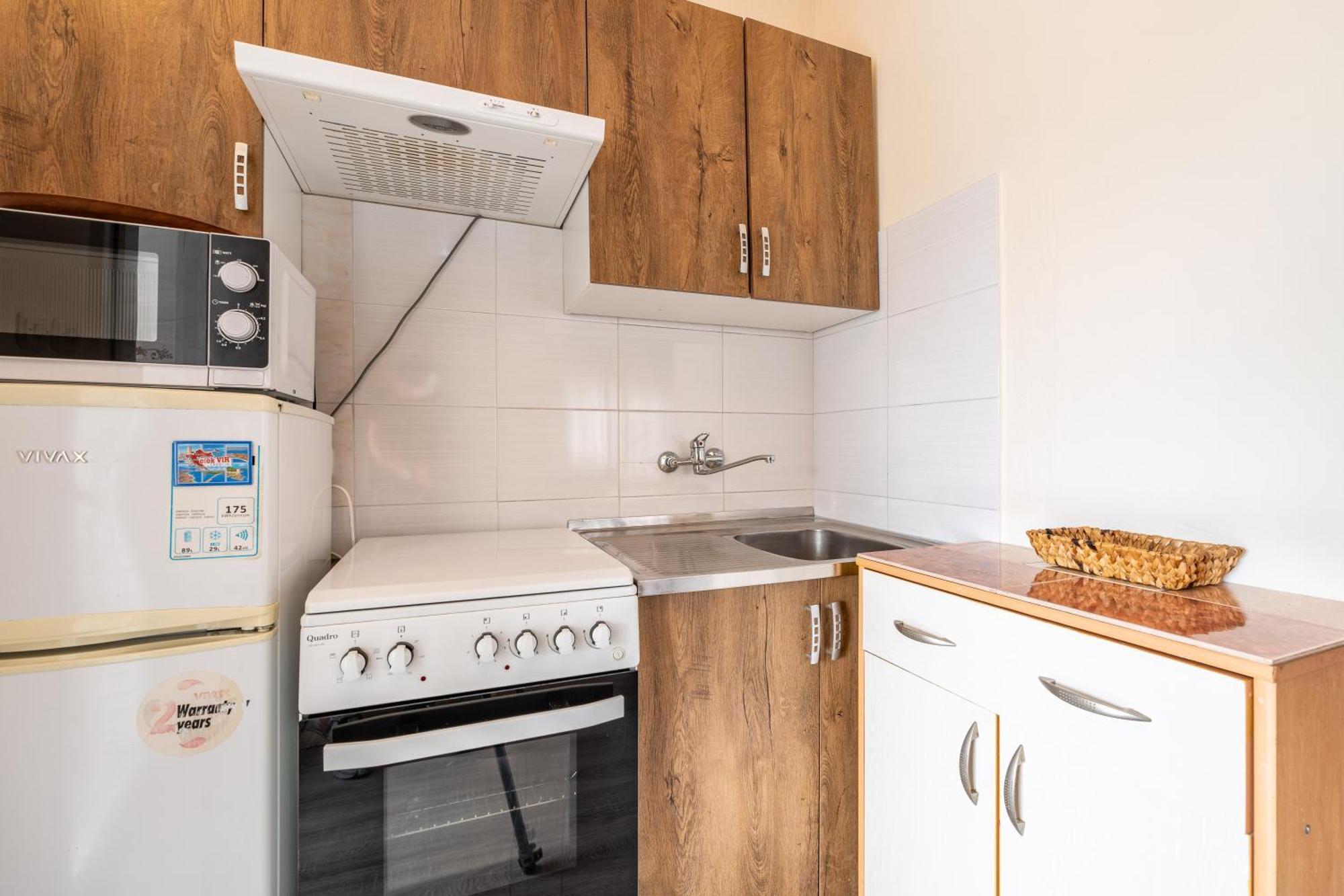 Apartmani Prpic Vir Eksteriør bilde